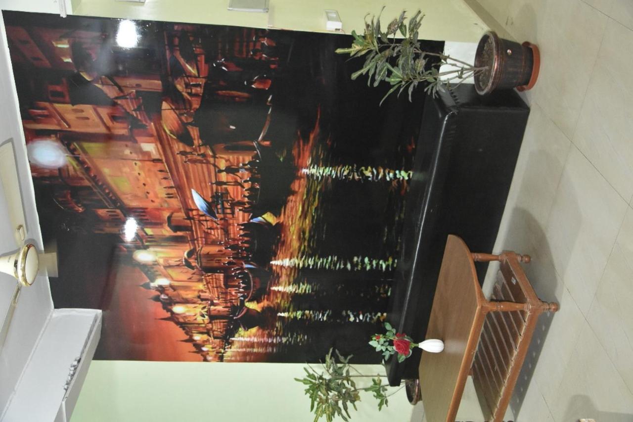 Yug Residency Hotel 3*