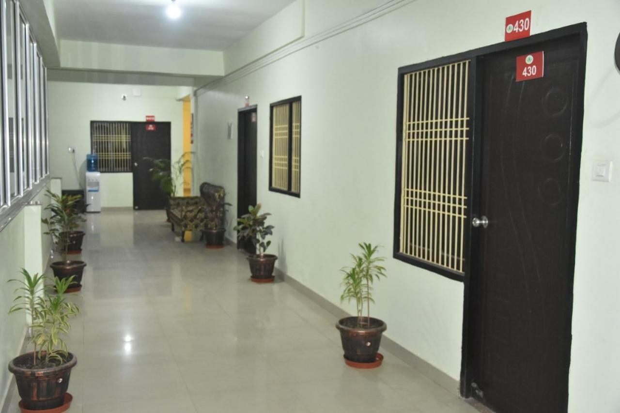 Hotel Yug Residency