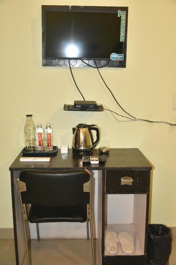 Hotel Yug Residency 3*